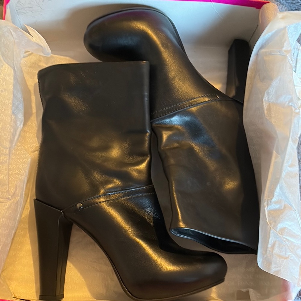 Elegant Black Leather Ankle Boots